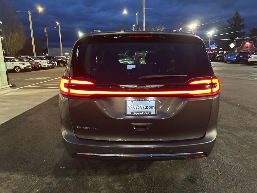 used 2021 Chrysler Pacifica car, priced at $19,999