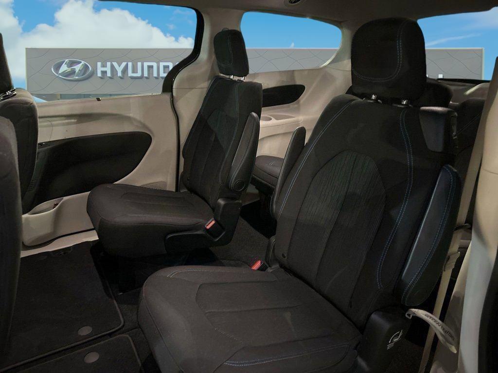 used 2021 Chrysler Pacifica car, priced at $18,888