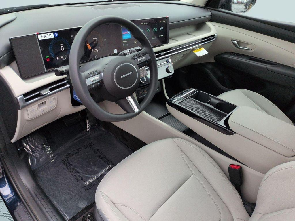 new 2026 Hyundai TUCSON Hybrid car, priced at $33,655