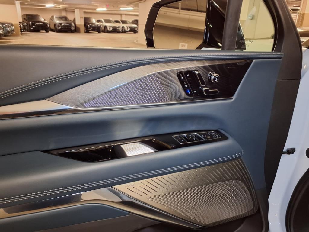 new 2025 Cadillac Escalade IQ car