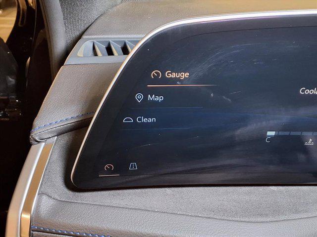 used 2025 Cadillac XT4 car, priced at $39,988