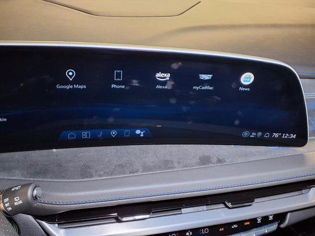 used 2025 Cadillac XT4 car, priced at $39,988