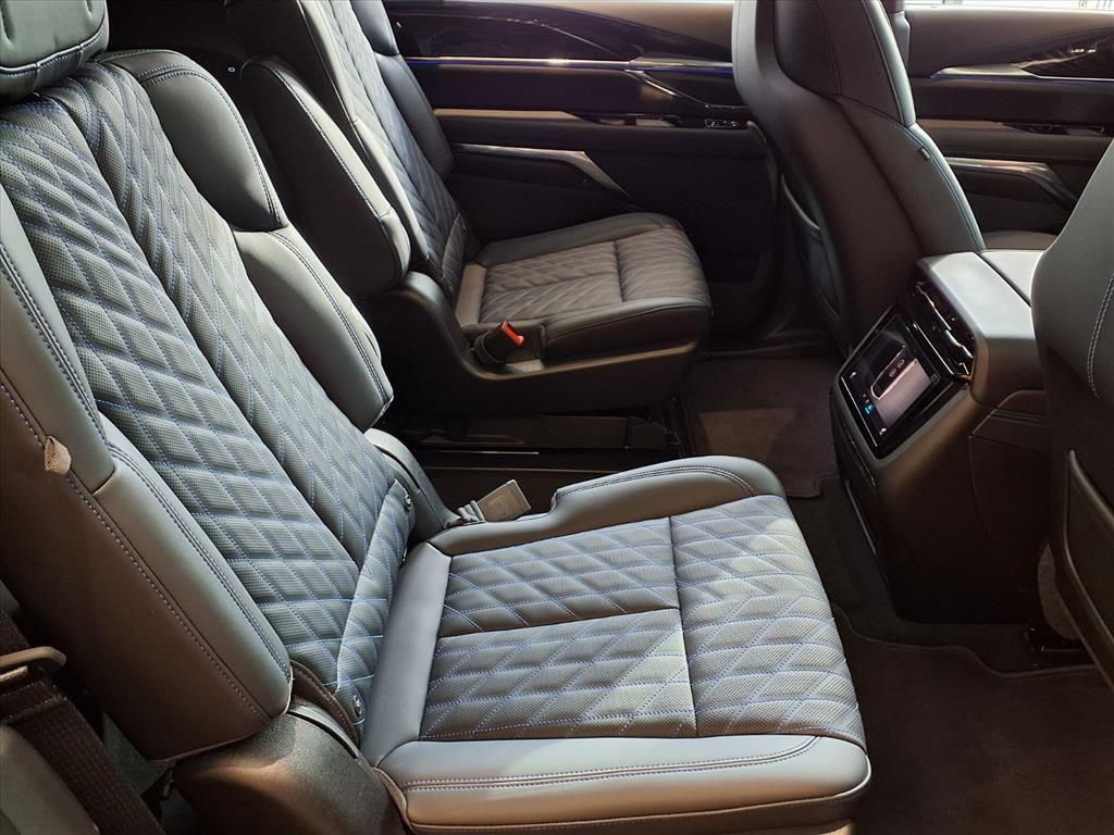 new 2026 Cadillac Escalade IQL car