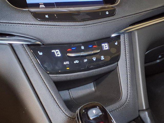 used 2025 Cadillac XT6 car