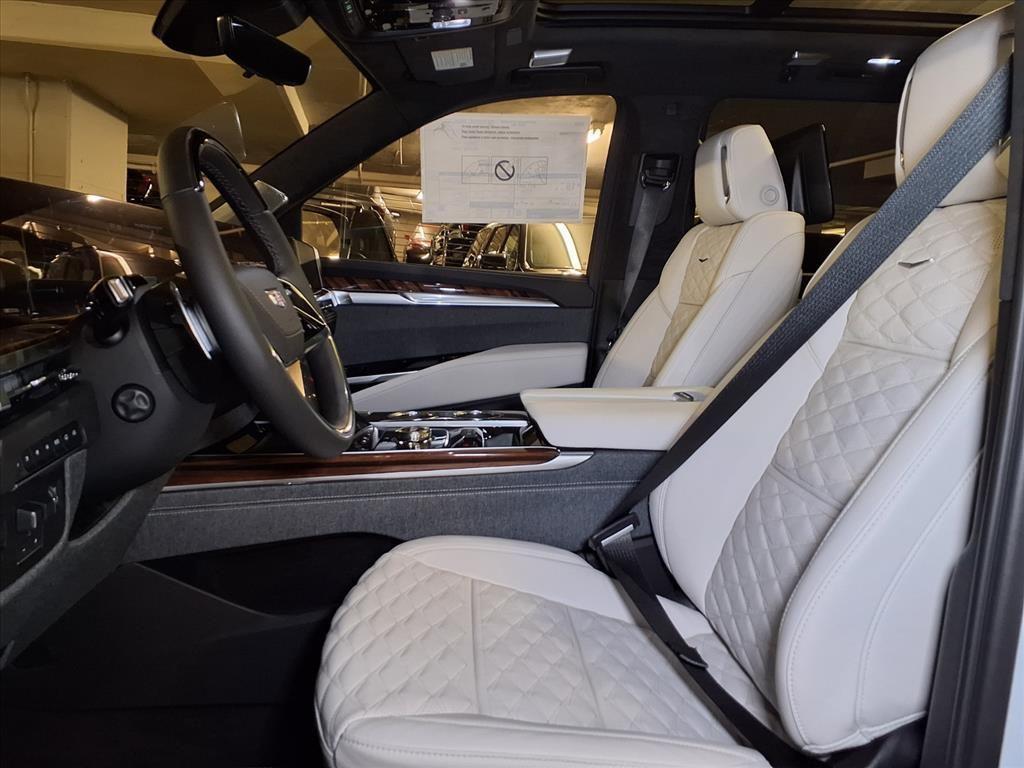 new 2026 Cadillac Escalade ESV car, priced at $131,685