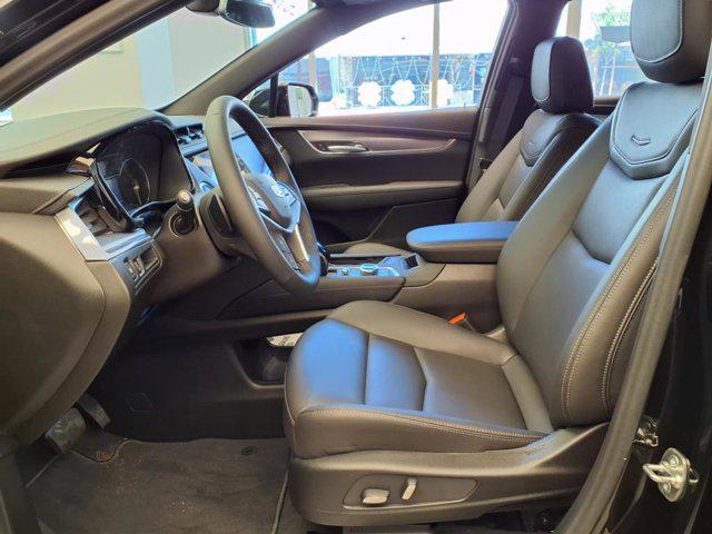used 2025 Cadillac XT5 car, priced at $46,315