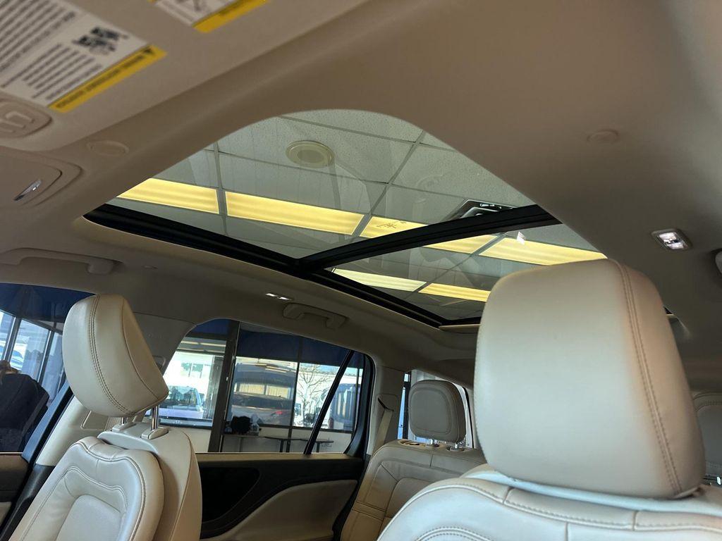 used 2024 Lincoln Aviator car, priced at $53,950