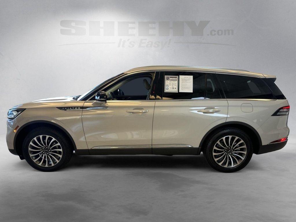 used 2024 Lincoln Aviator car, priced at $53,950