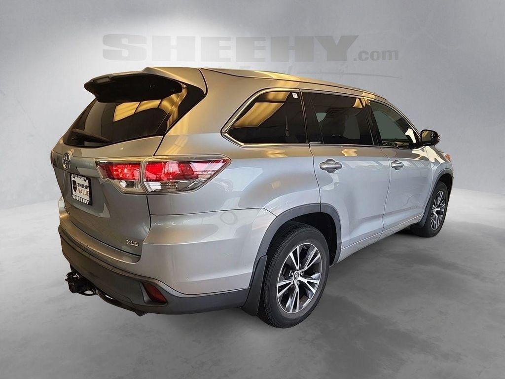 used 2016 Toyota Highlander car, priced at $16,453