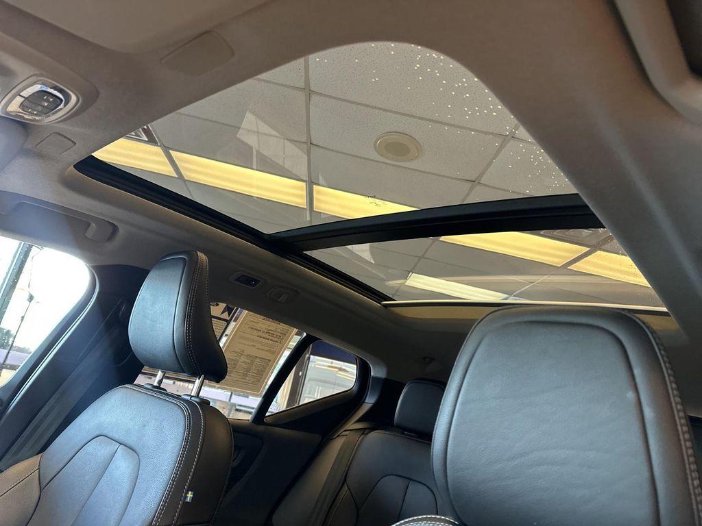 used 2021 Volvo XC40 car, priced at $22,500