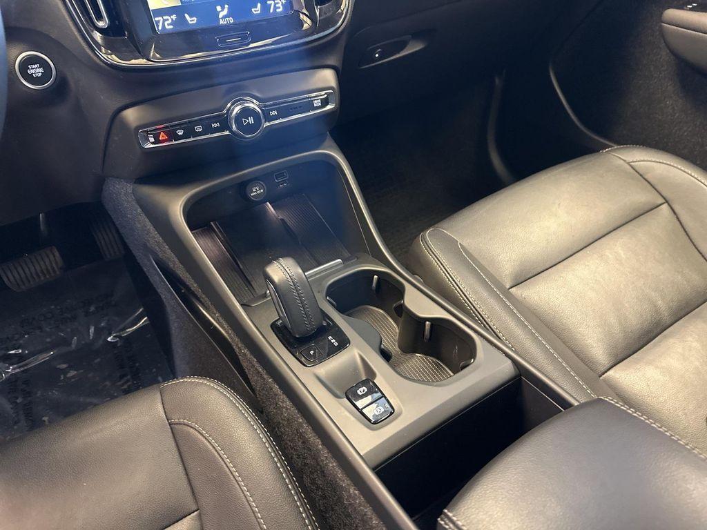 used 2021 Volvo XC40 car, priced at $22,500
