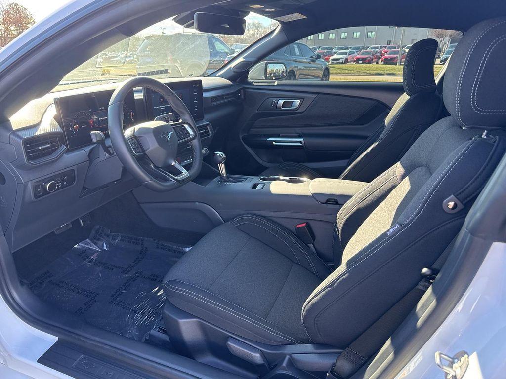 used 2025 Ford Mustang car, priced at $40,950