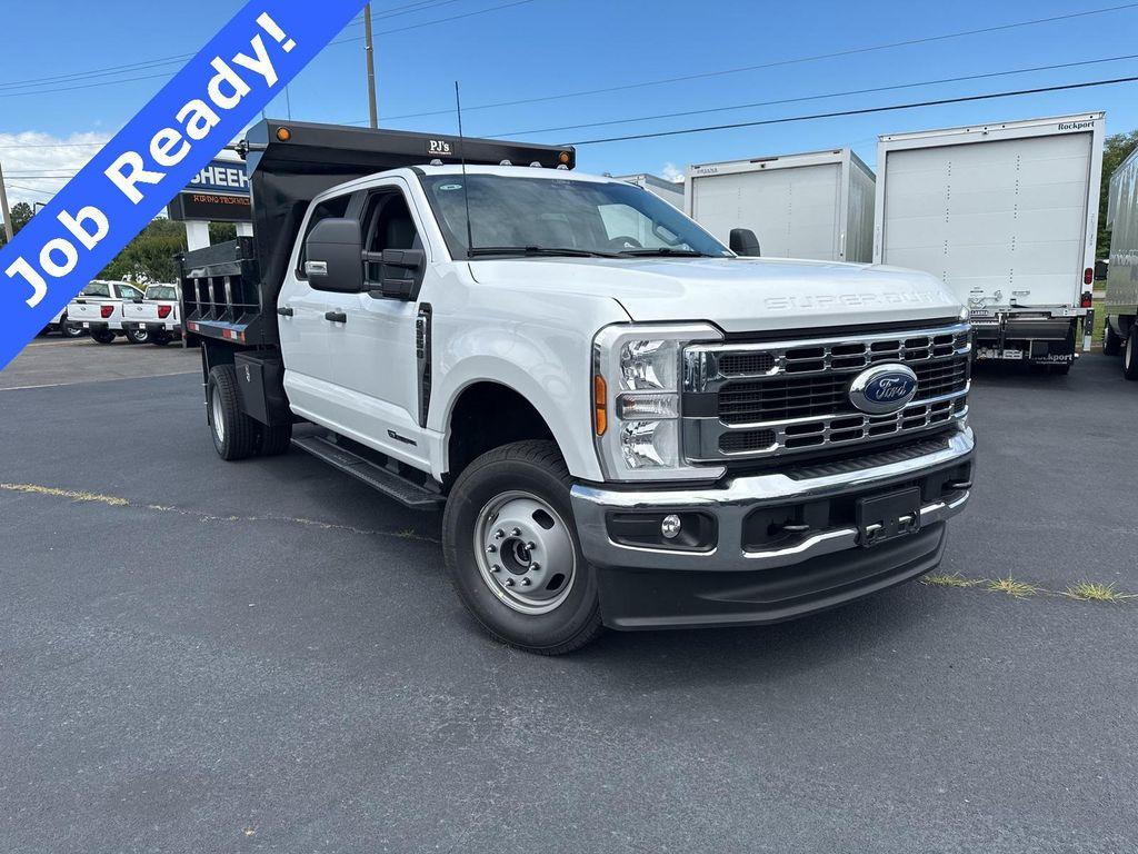 new 2025 Ford F-350 car, priced at $82,995