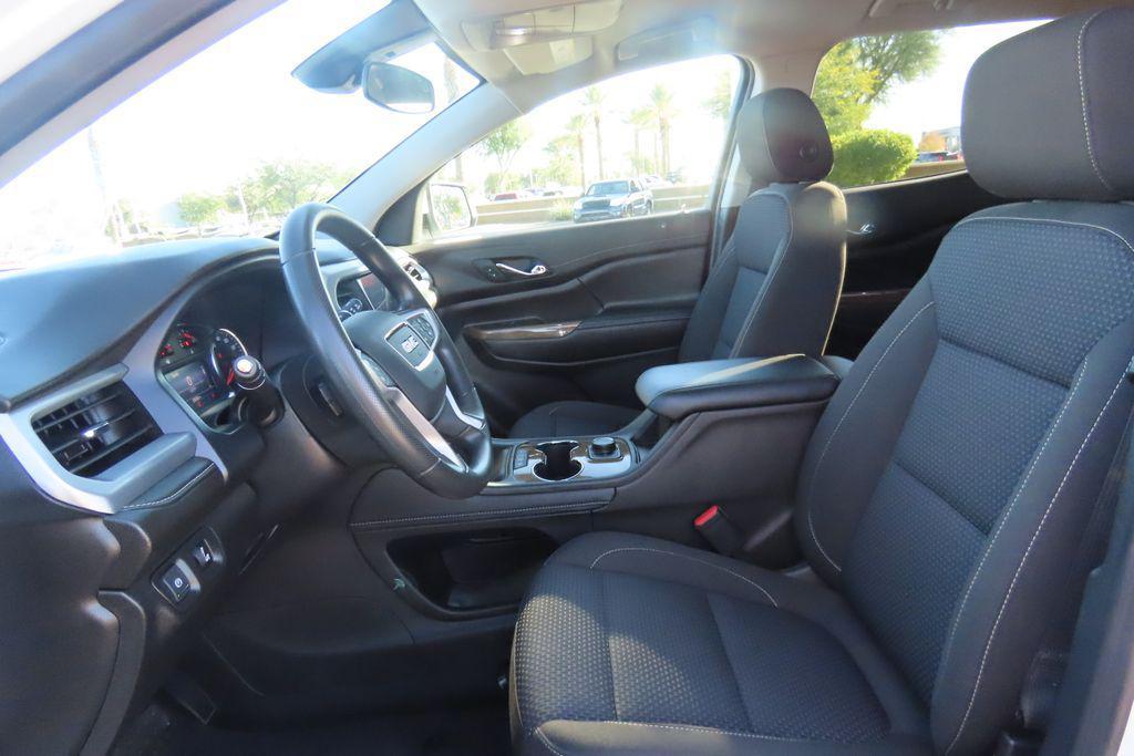 used 2023 GMC Acadia car, priced at $25,561