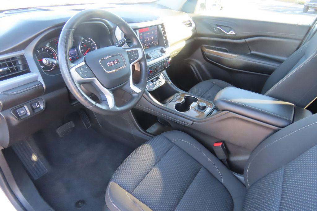 used 2023 GMC Acadia car, priced at $25,561