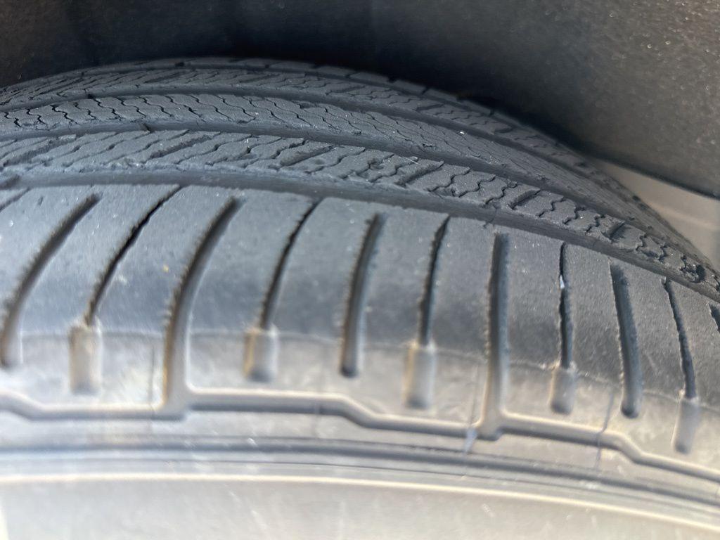 used 2022 Toyota Highlander car, priced at $35,960