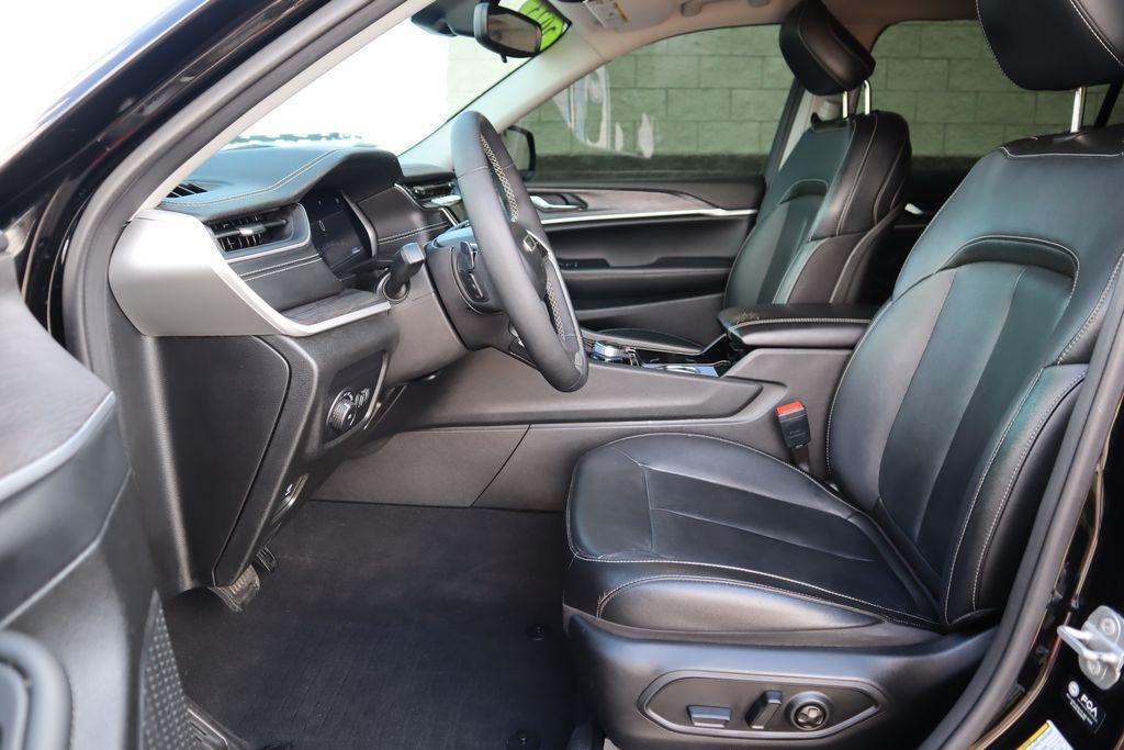 used 2023 Jeep Grand Cherokee L car, priced at $28,678