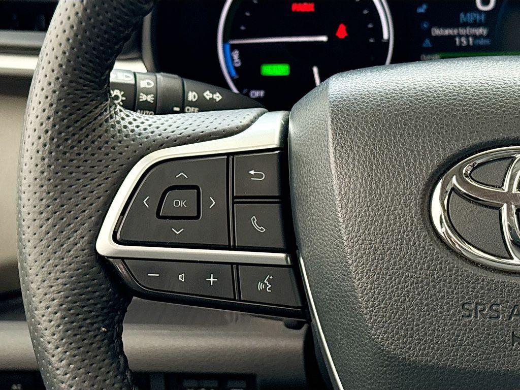 used 2024 Toyota Sienna car, priced at $43,555