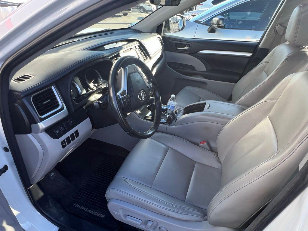 used 2018 Toyota Highlander car, priced at $19,584