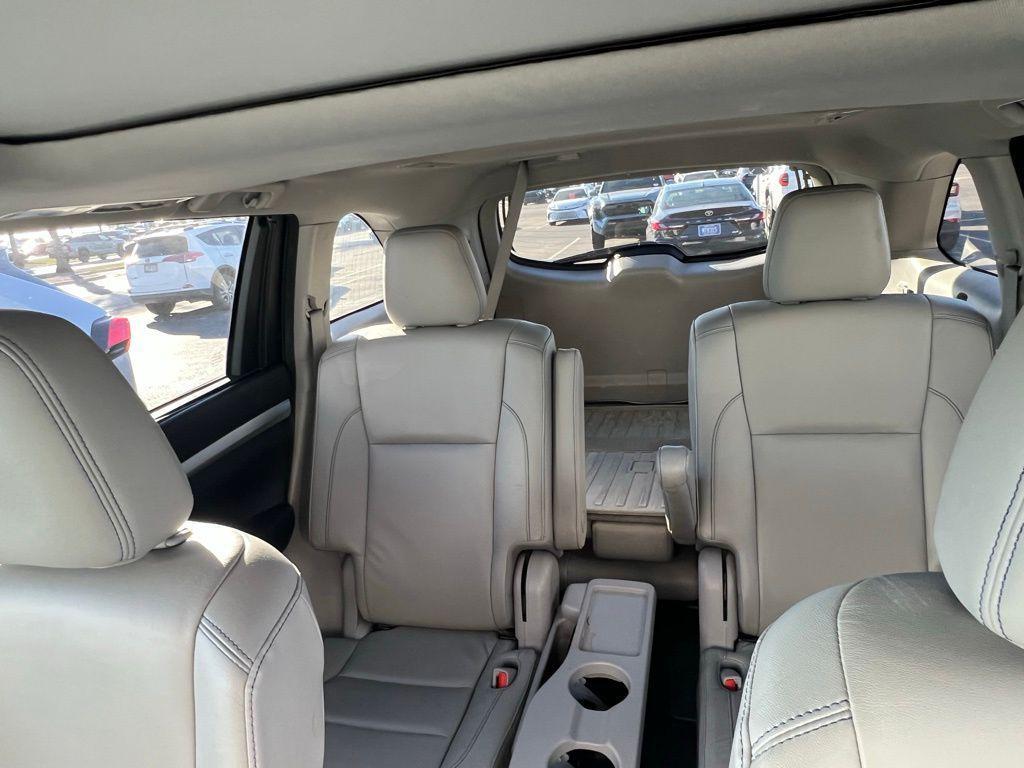 used 2018 Toyota Highlander car, priced at $19,584