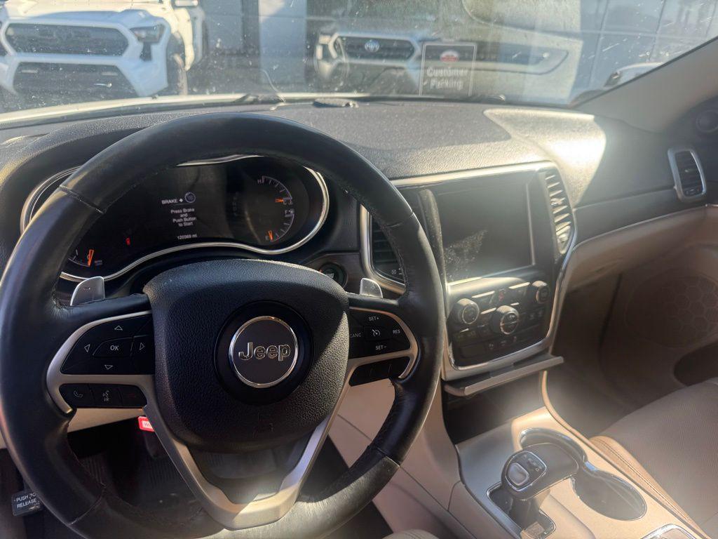 used 2014 Jeep Grand Cherokee car, priced at $11,814