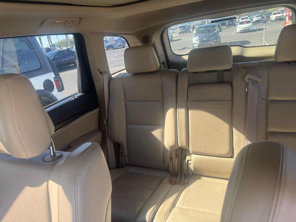 used 2014 Jeep Grand Cherokee car, priced at $11,814