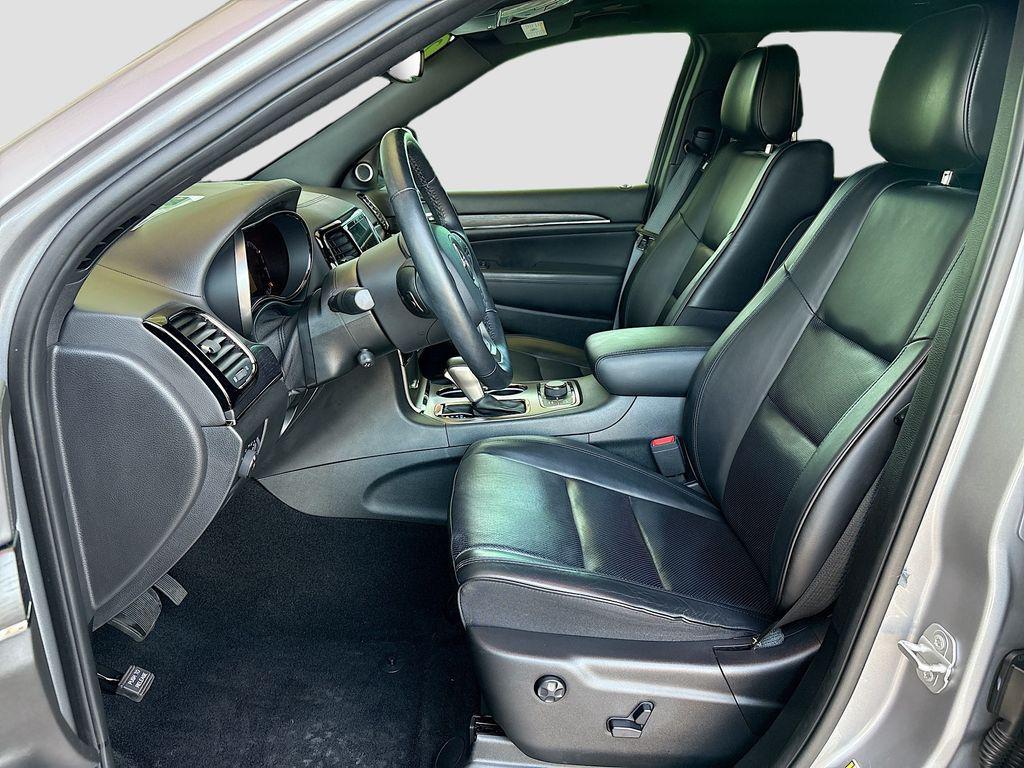 used 2020 Jeep Grand Cherokee car, priced at $26,291