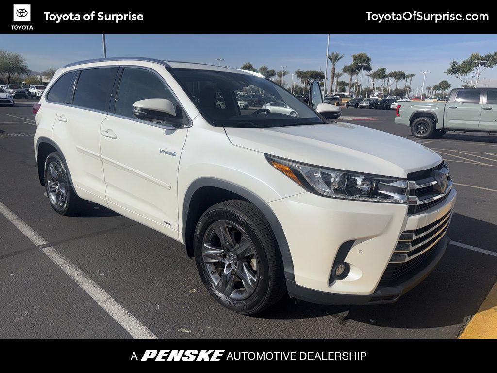 used 2019 Toyota Highlander Hybrid car, priced at $26,999