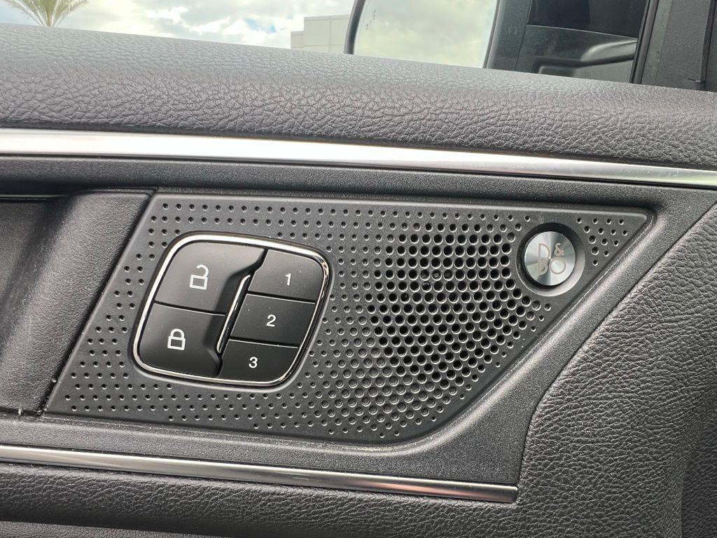 used 2022 Ford Edge car, priced at $15,414