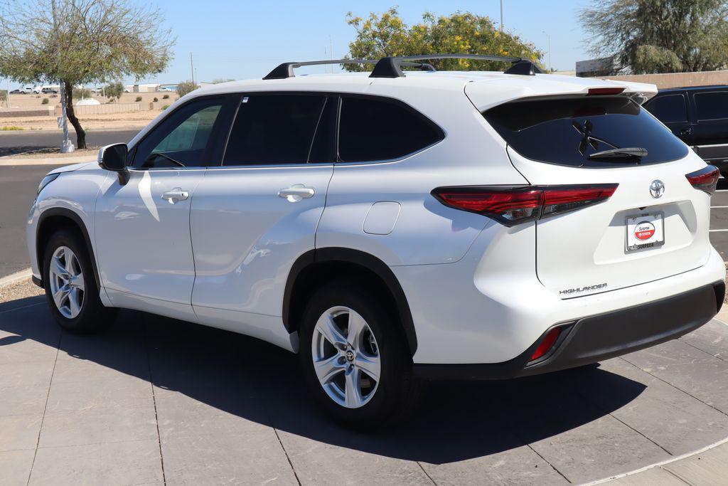 used 2023 Toyota Highlander car, priced at $32,536