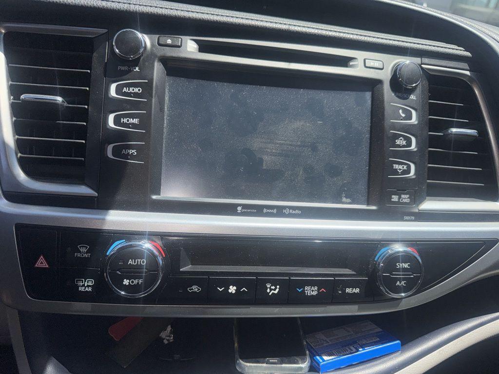 used 2018 Toyota Highlander car, priced at $25,993
