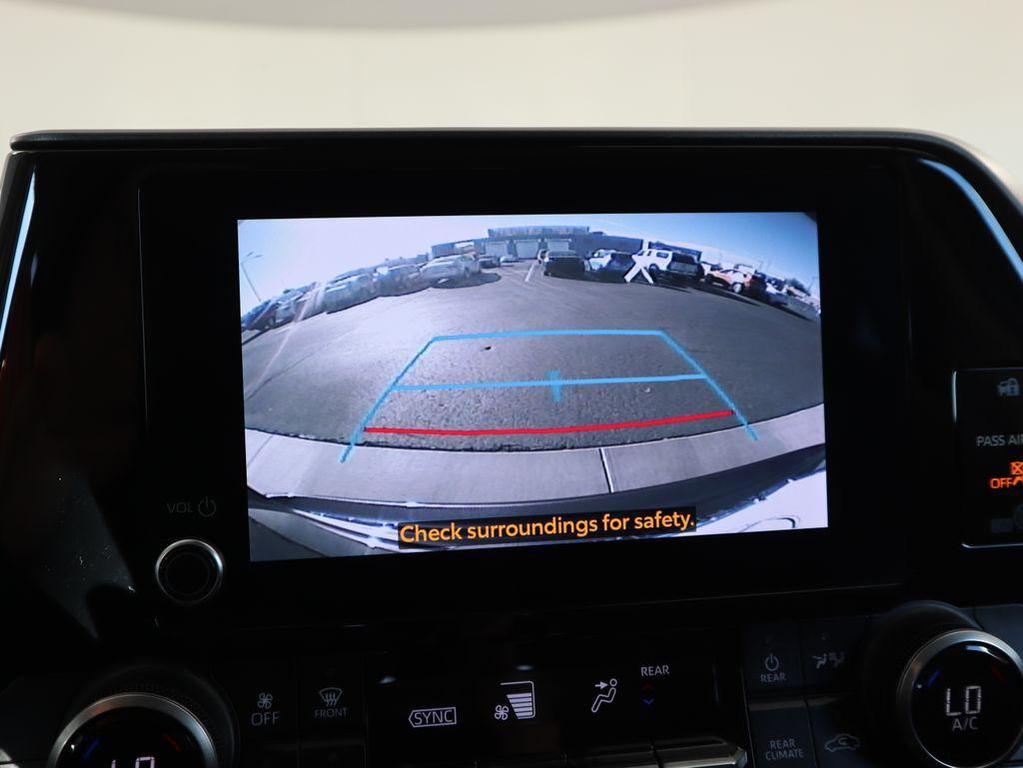 used 2023 Toyota Highlander car, priced at $32,021