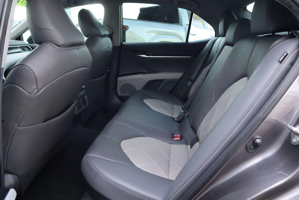 used 2019 Toyota Camry Hybrid car, priced at $18,833