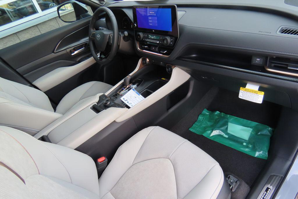 new 2026 Toyota Grand Highlander Hybrid car, priced at $62,853