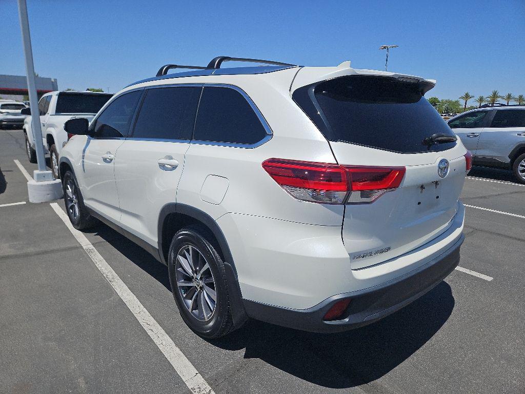 used 2019 Toyota Highlander car, priced at $25,498