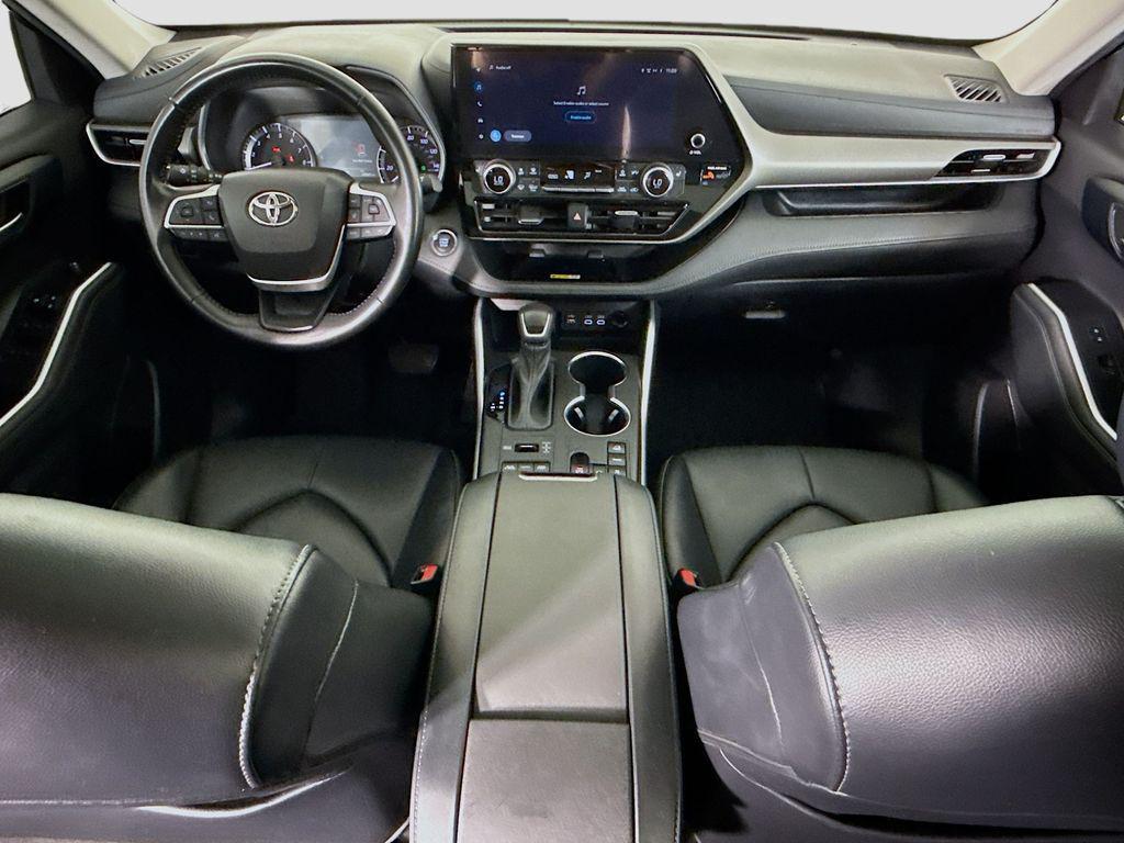 used 2023 Toyota Highlander car, priced at $35,845