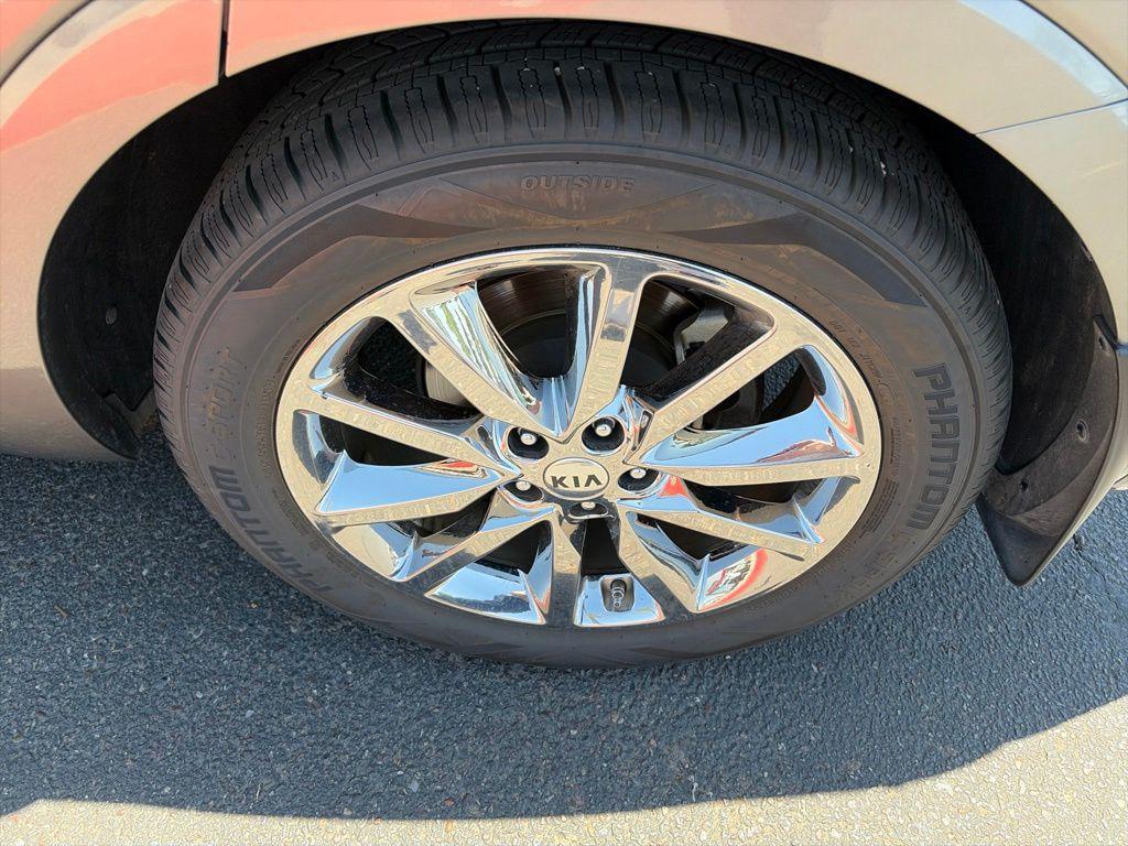 used 2017 Kia Sorento car