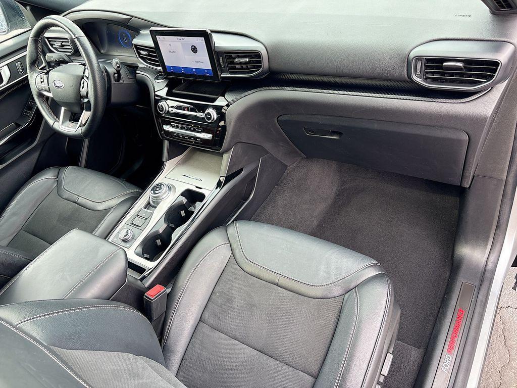 used 2022 Ford Explorer car, priced at $33,036