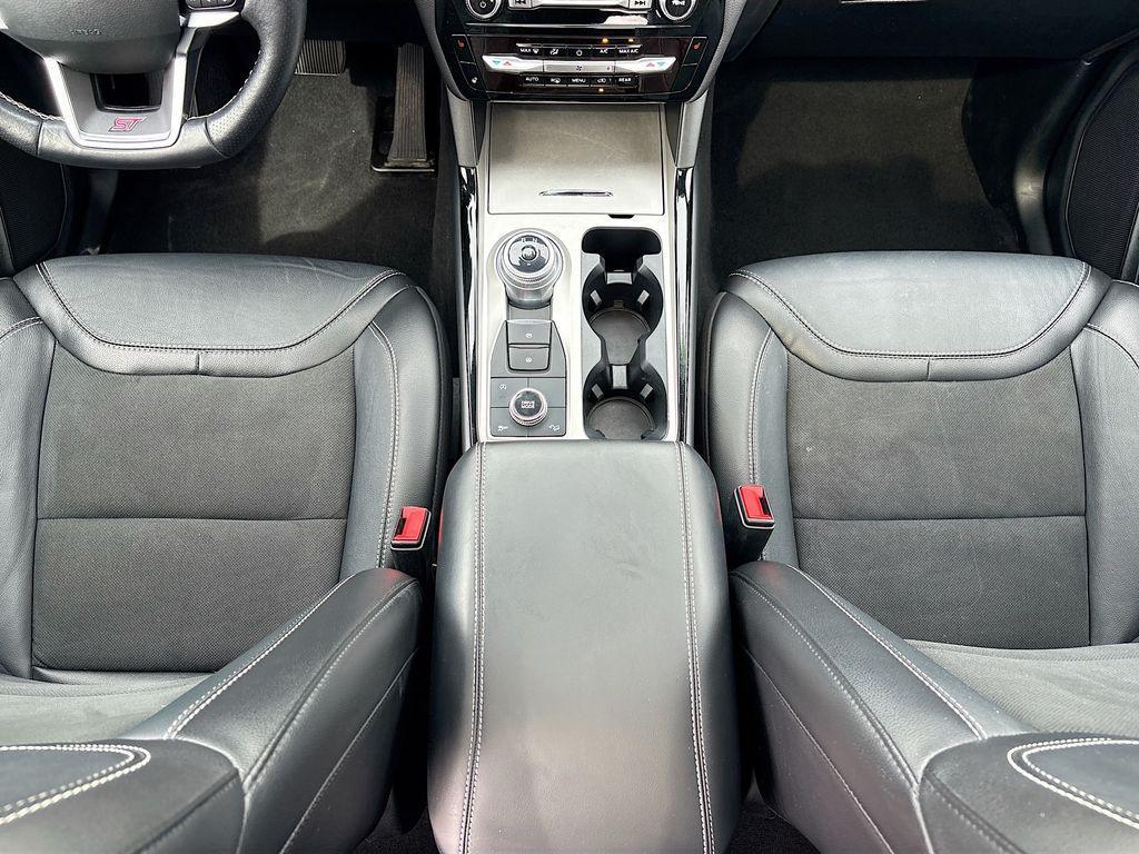 used 2022 Ford Explorer car, priced at $33,036