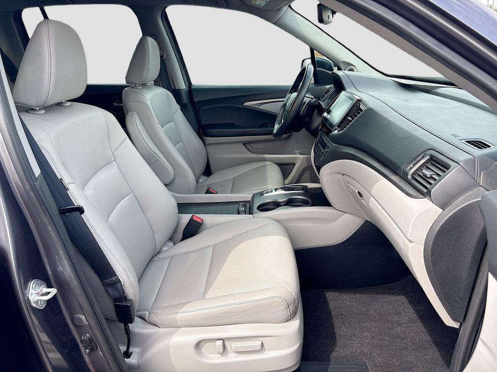 used 2023 Honda Ridgeline car, priced at $27,609