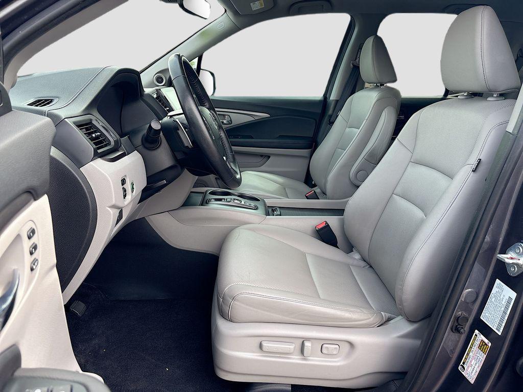 used 2023 Honda Ridgeline car, priced at $27,609