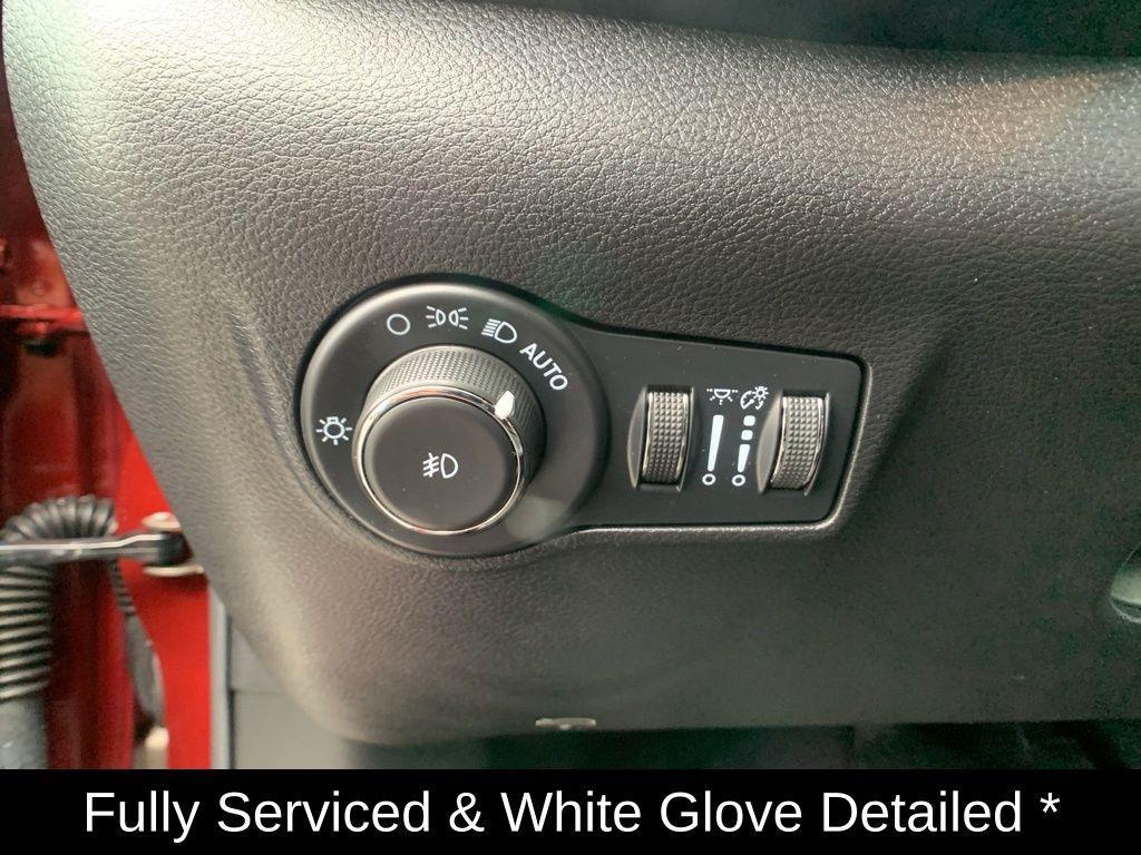 used 2022 Jeep Compass car, priced at $20,999