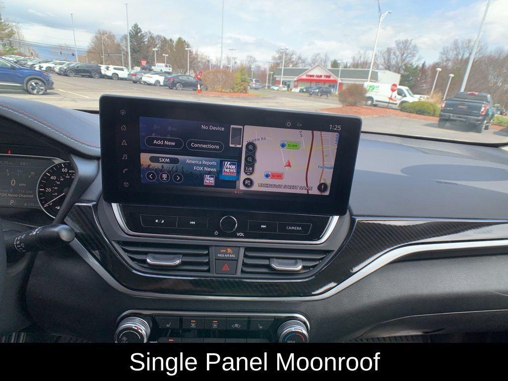 used 2023 Nissan Altima car, priced at $25,999