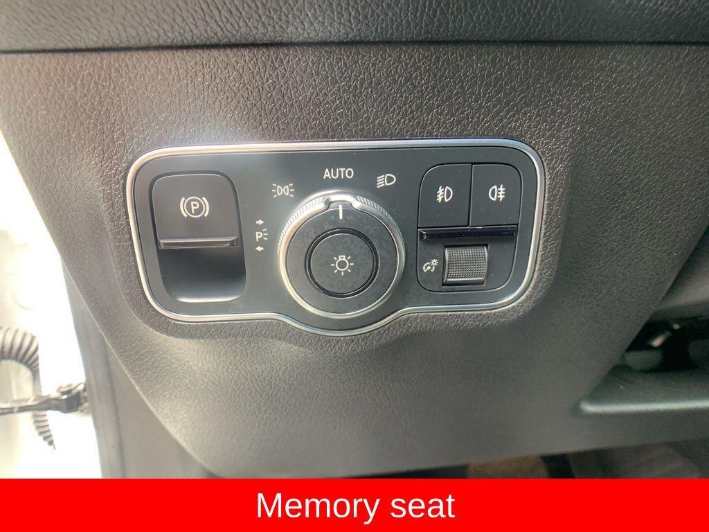 used 2021 Mercedes-Benz GLB 250 car, priced at $24,499