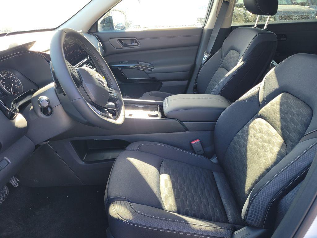 new 2026 Nissan Pathfinder car, priced at $38,705