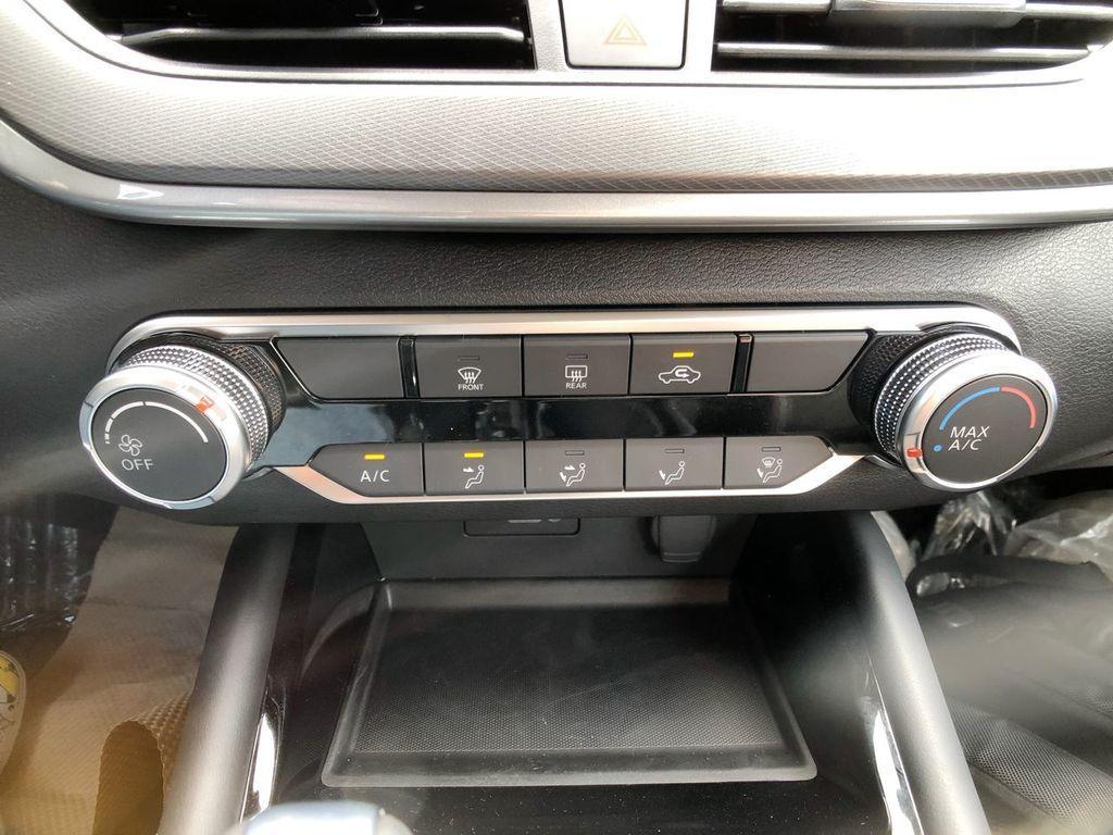 new 2025 Nissan Altima car, priced at $29,875