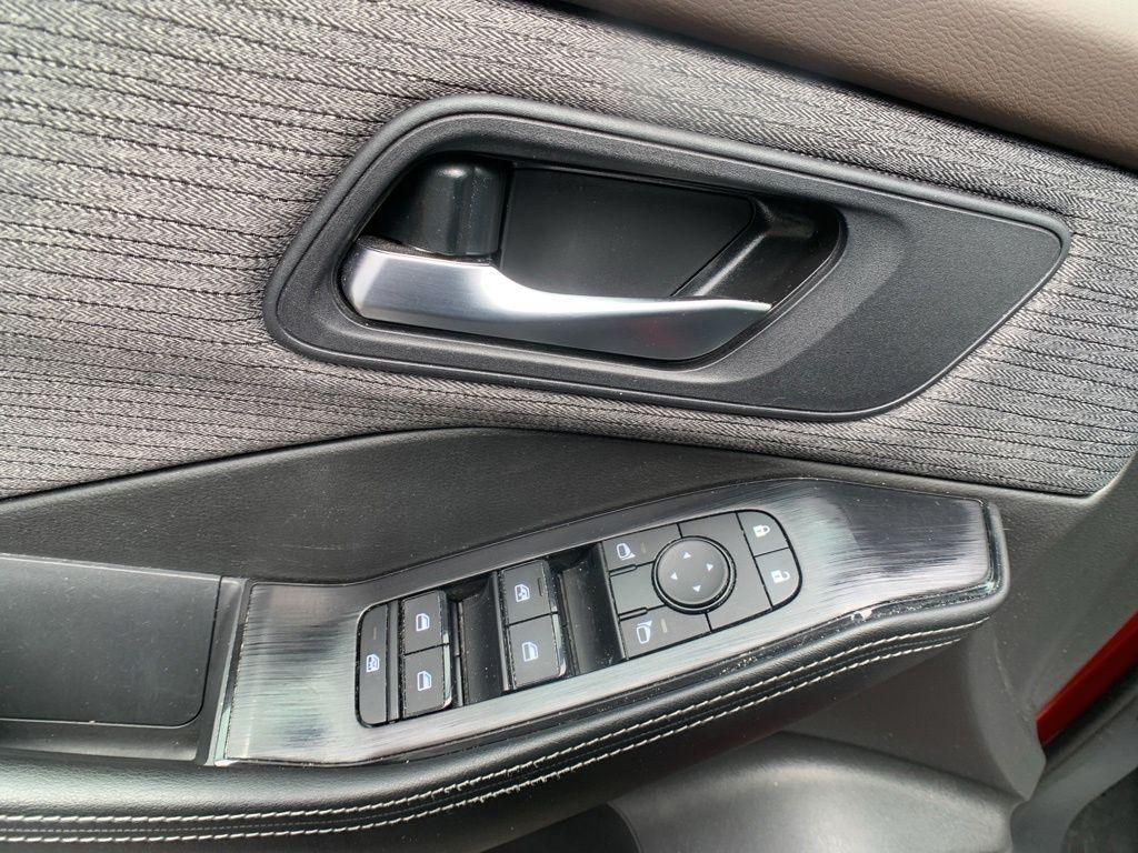 used 2023 Nissan Rogue car, priced at $25,499