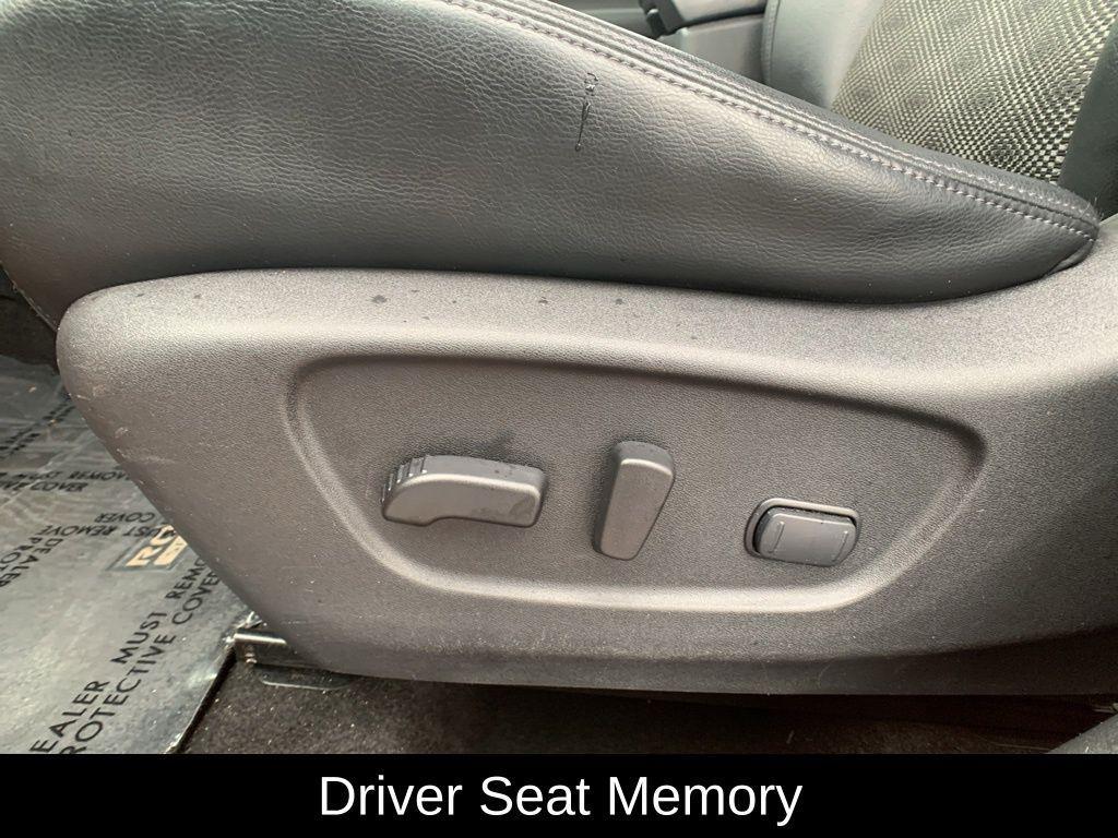 used 2022 Nissan Rogue Sport car, priced at $20,499