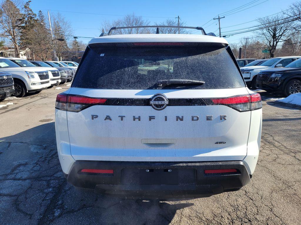 new 2026 Nissan Pathfinder car, priced at $39,111