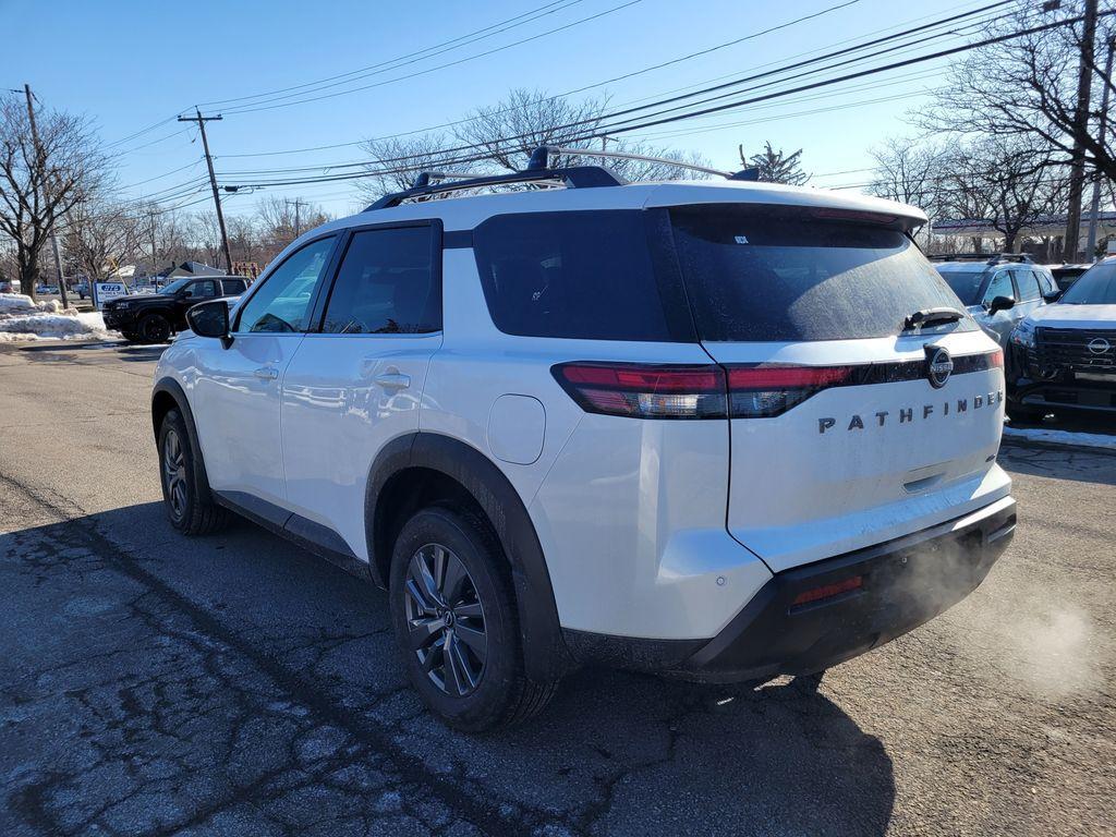 new 2026 Nissan Pathfinder car, priced at $39,111